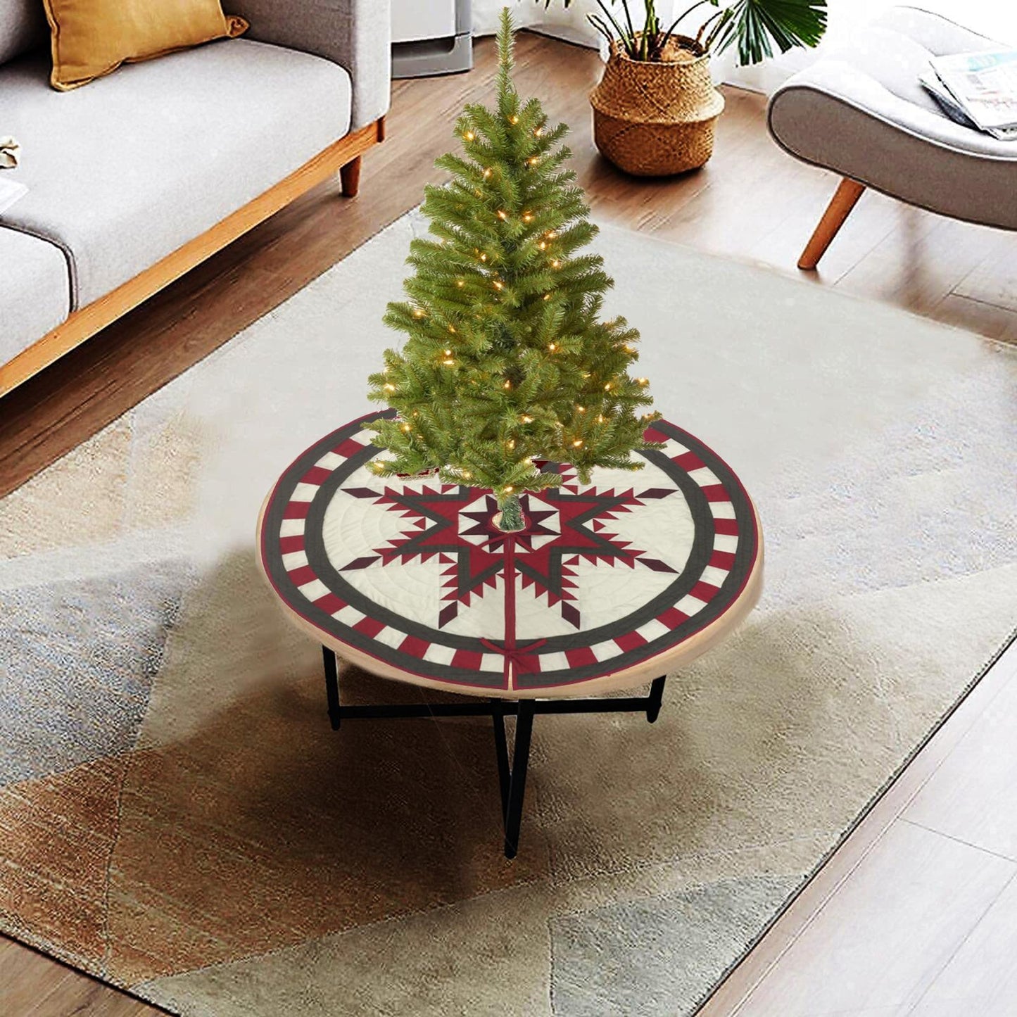 Christmas tree skirt quilted patchwork Feathered Star calico Thick Double Layer Heirloom Quality by HOME HEART Brands( Made in India)