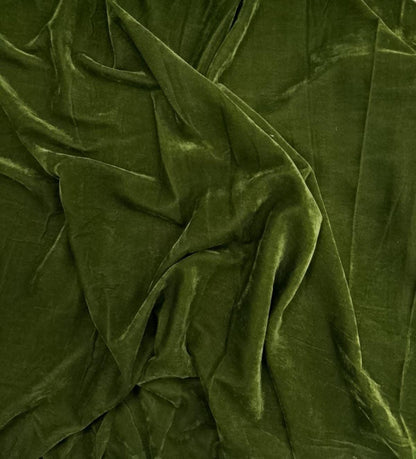 Christmas Tree Skirt Handcrafted Scallop Design ,Elegant Green Velvet  with Gold Trim Double Layer by HOME HEART Brands(Made in India)