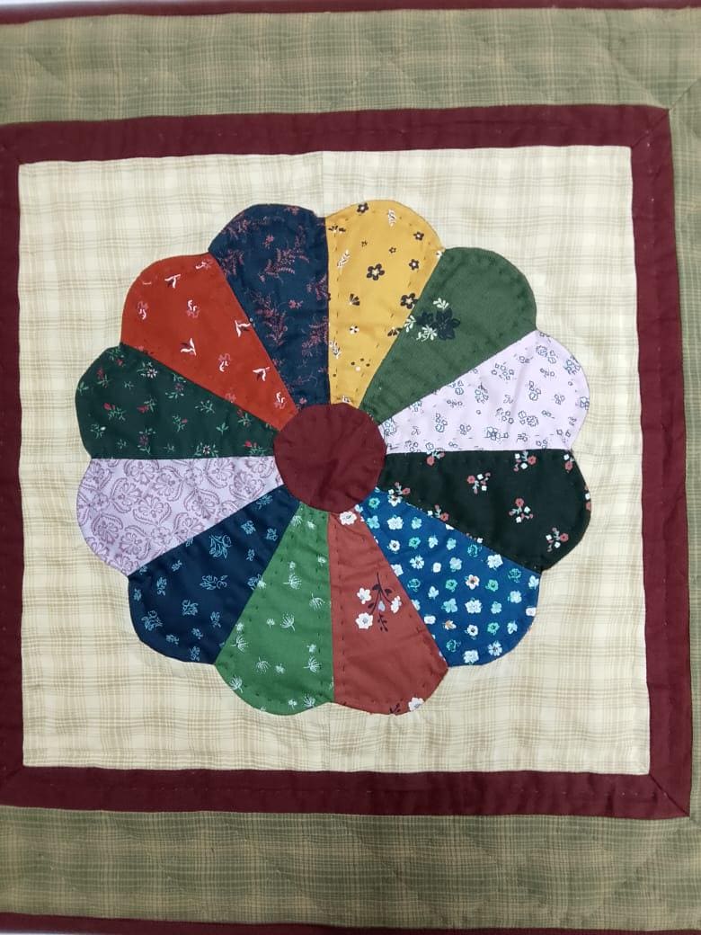 Dresden plate Hand made Hand quilted Wall hanging, small quilt, Table Topper calico cotton fabric by Home Heart brands (Made in India)