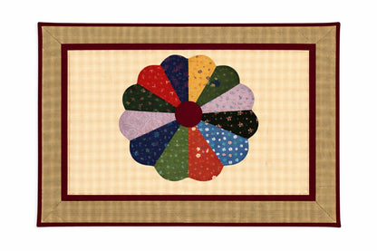 Quilted Placemat, Patchwork Calico Floral print, plaid Dresden plate placemat (14"x19")