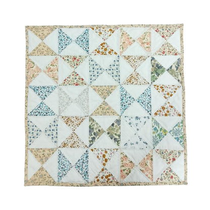 Wall hanging  hand quilted quilt, Table topper, Patchwork | Floral Decor | Primitive pinwheel Cotton Quilt