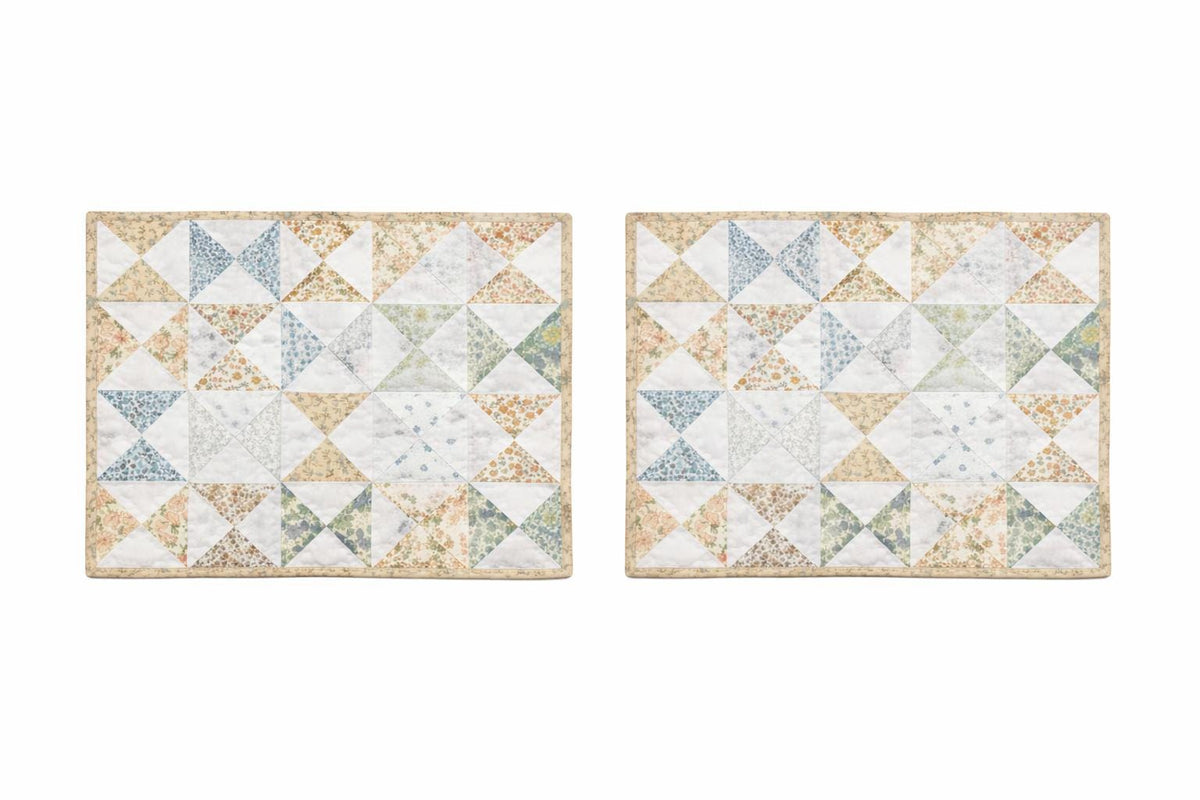 Hand made hand quilted placemats, tablemats, table topper, patchwork Calico floral pinwheel 14"X19" by HOME HEART Brands (Made in India)