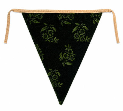 Christmas Velvet reversible Bunting Garland, Primitive Farmhouse Pennant Banner, Red Green Holiday Decor by HOME HEART Brands Made in India