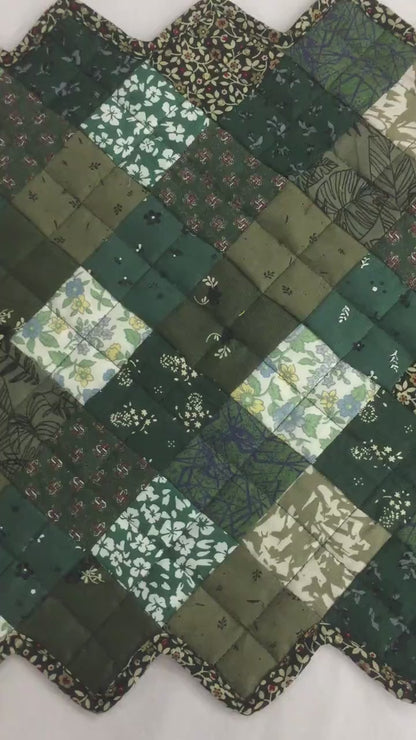Quilted Table runner zig zag patchwork Table Runner ,table Toppers Green Calico cotton mix floral fabric by HOME HEART Brands(made in INDIA)